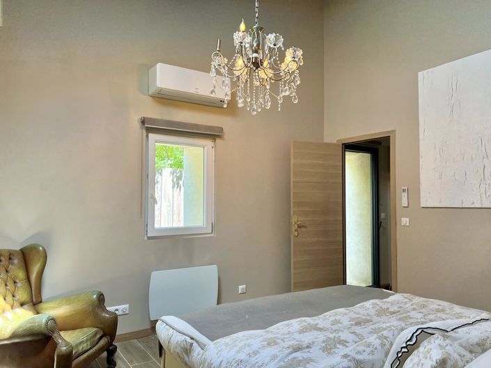Image No.28-3 Bed Property for sale