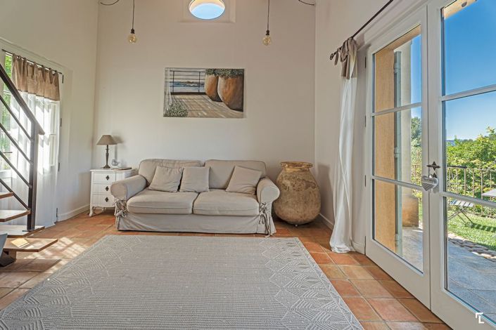 Image No.32-Propriété de 5 chambres à vendre à Aubagne