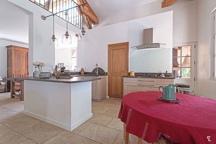 Image No.13-Propriété de 5 chambres à vendre à Aubagne
