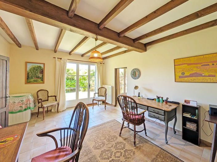 Image No.6-3 Bed Property for sale