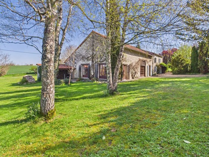 Image No.17-Propriété de 4 chambres à vendre à Dordogne