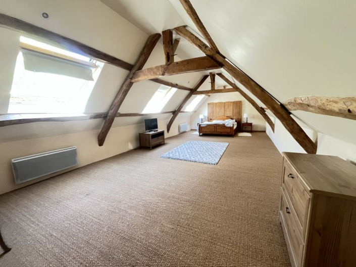 Image No.16-4 Bed Property for sale