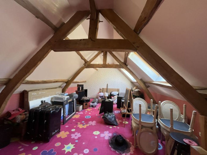 Image No.17-4 Bed Property for sale