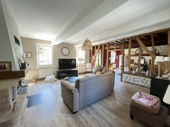 Image No.2-4 Bed Property for sale