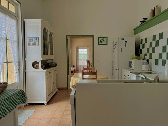 Image No.3-4 Bed Property for sale