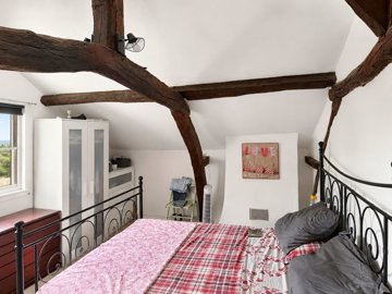 maison-individuelle-6-pieces-villecomtal-sur-