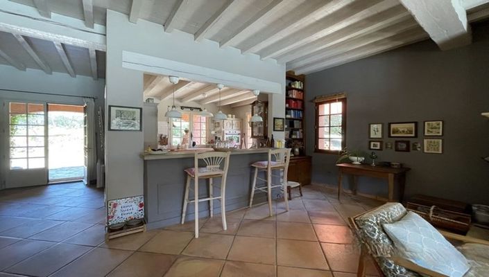 Image No.5-3 Bed Property for sale
