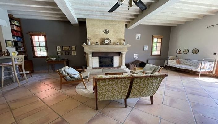 Image No.6-3 Bed Property for sale