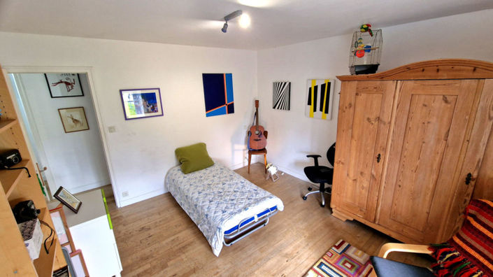 Image No.11-2 Bed Property for sale