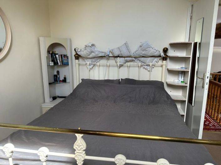 Image No.14-3 Bed Property for sale