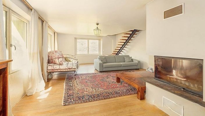 Image No.3-6 Bed Property for sale