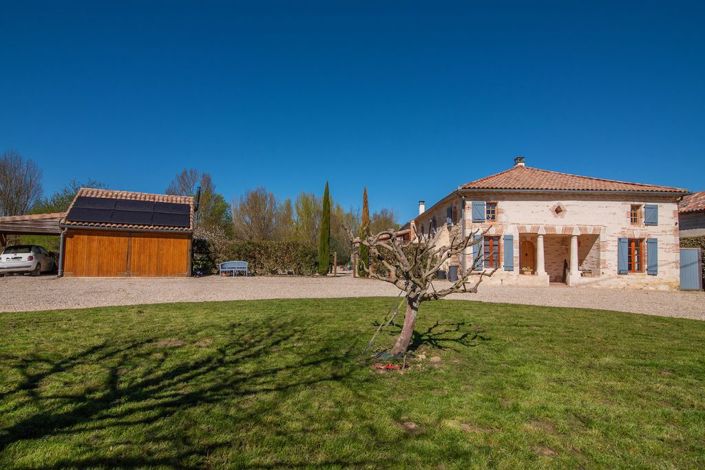 Image No.27-3 Bed Property for sale