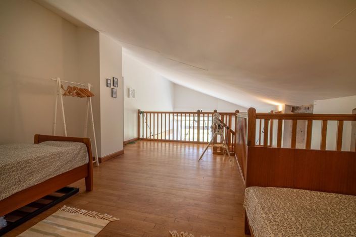 Image No.16-4 Bed Property for sale