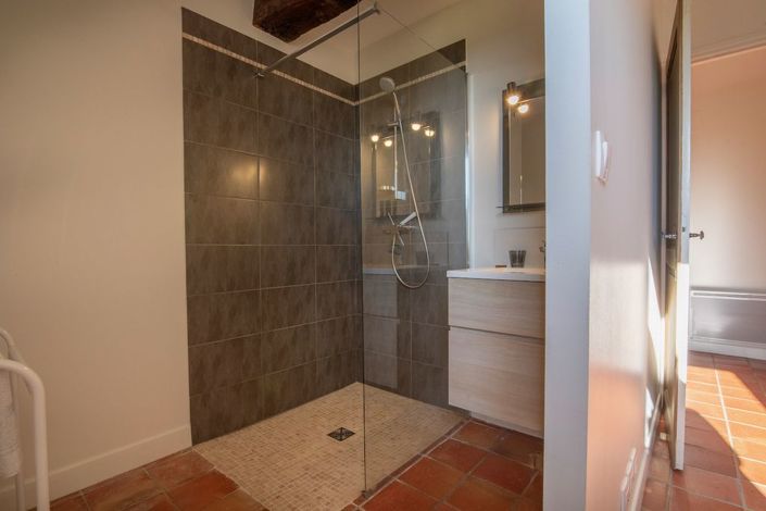 Image No.21-4 Bed Property for sale