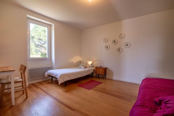 Image No.26-4 Bed Property for sale