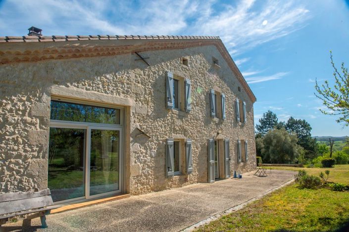Image No.35-4 Bed Property for sale