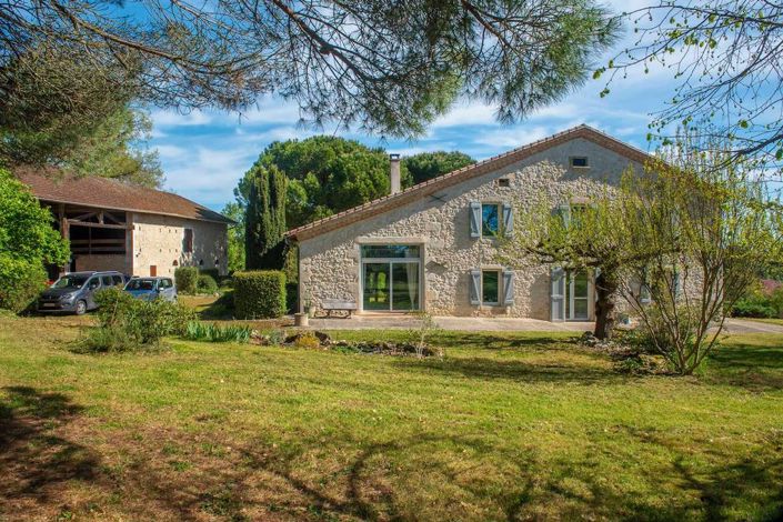 Image No.37-4 Bed Property for sale