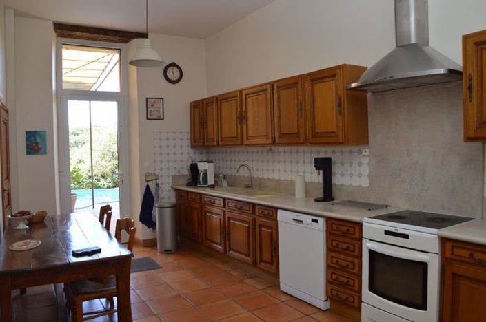 Image No.7-5 Bed Property for sale