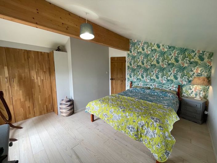Image No.19-3 Bed Property for sale