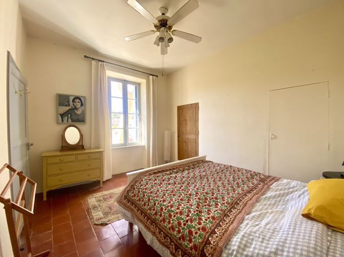 Image No.14-5 Bed Property for sale