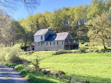 1 - Corrèze, Property