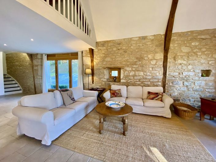 Image No.6-4 Bed Property for sale