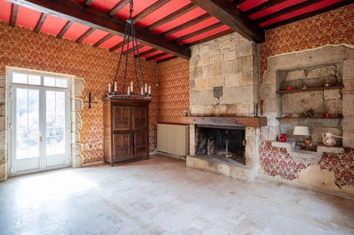 Image No.2-4 Bed Property for sale