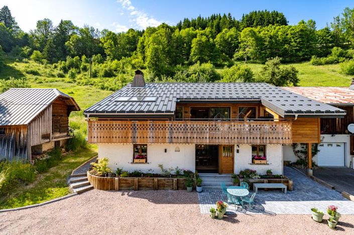 Image No.3-7 Bed Property for sale