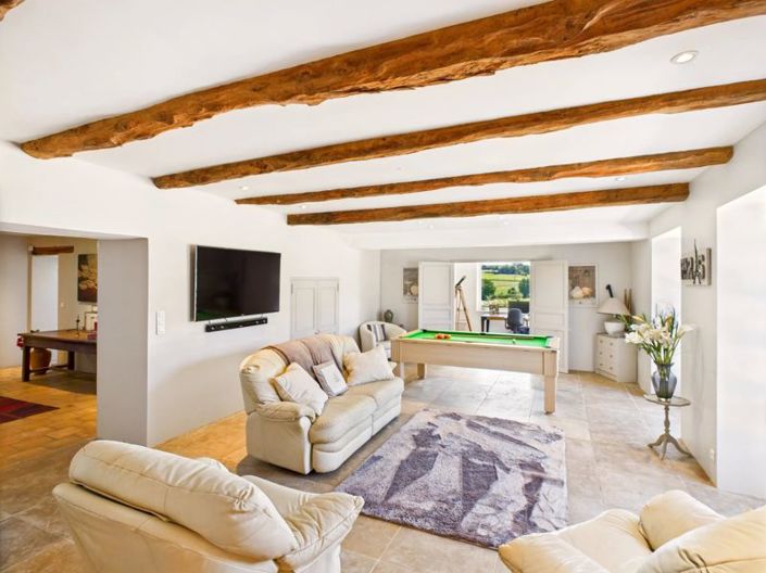 Image No.3-5 Bed Property for sale