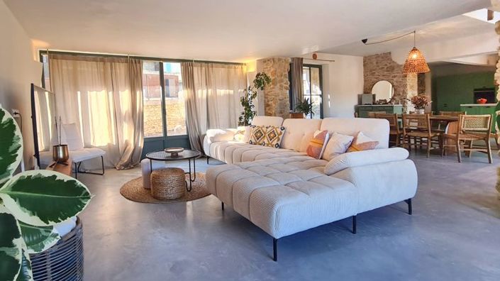 Image No.6-5 Bed Property for sale