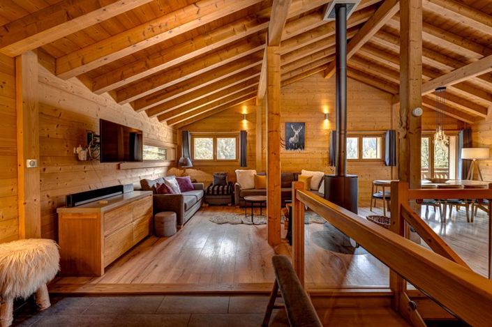 Image No.8-6 Bed Property for sale