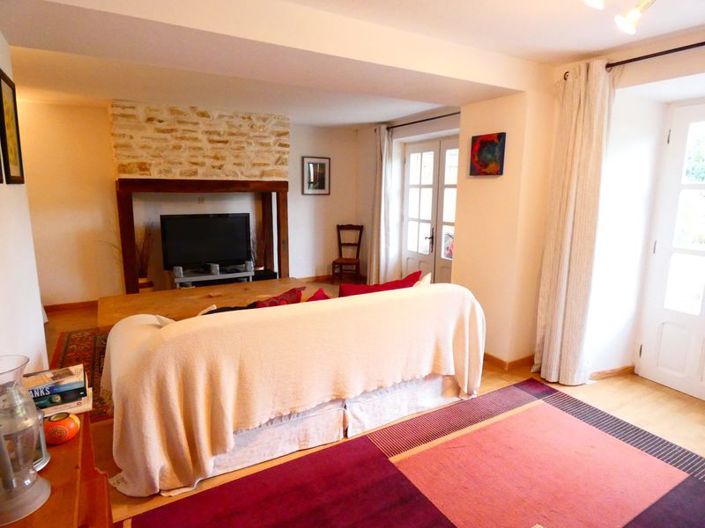 Image No.5-3 Bed Property for sale
