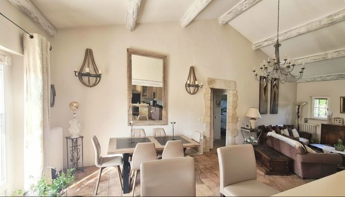 Image No.6-Propriété de 4 chambres à vendre à Uzès