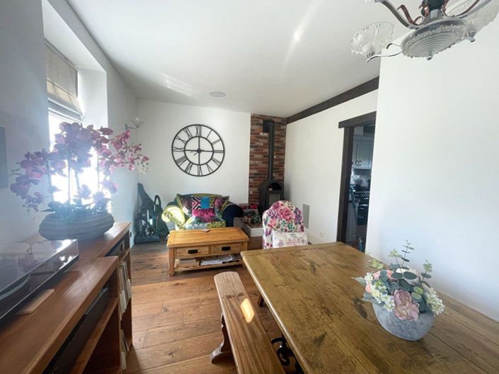 Image No.10-3 Bed Property for sale