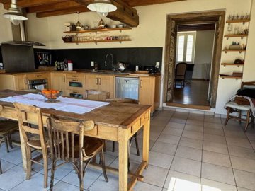 maison-maison-de-campagne-10-pieces-pau-64000