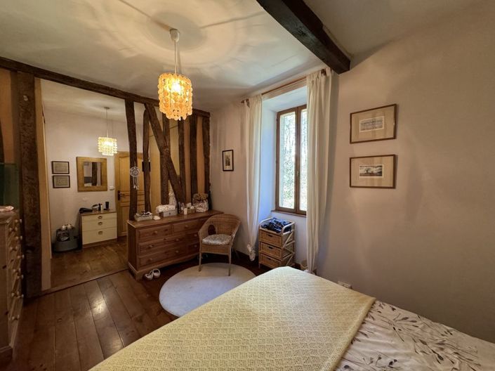 Image No.12-4 Bed Property for sale
