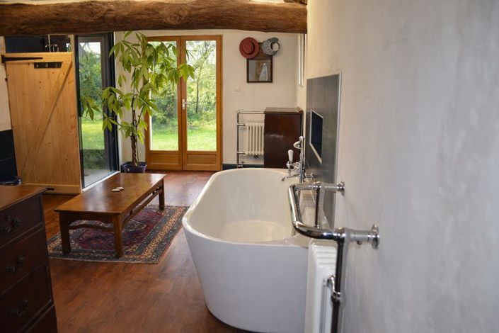 Image No.9-3 Bed Property for sale