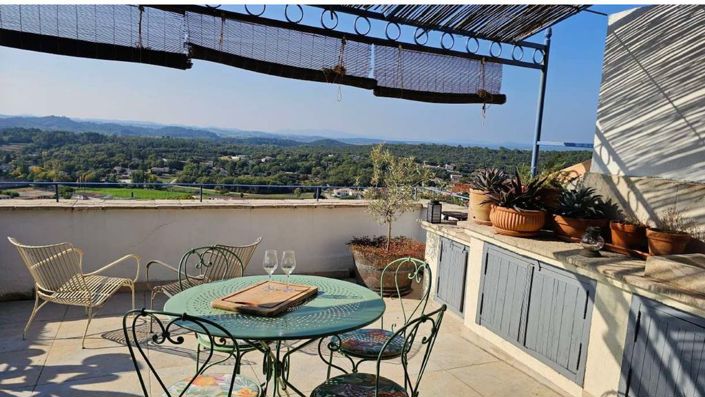 Image No.2-2 Bed Property for sale