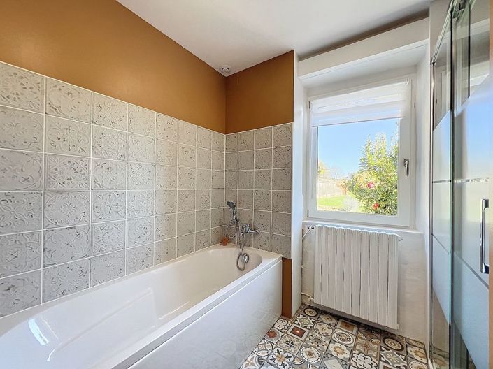 Image No.31-4 Bed Property for sale