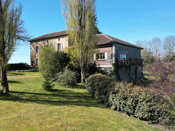 Image No.12-5 Bed Property for sale