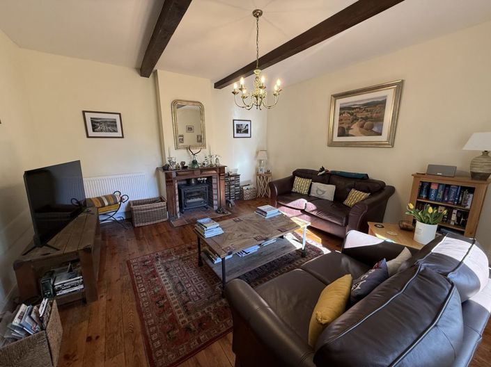 Image No.19-5 Bed Property for sale