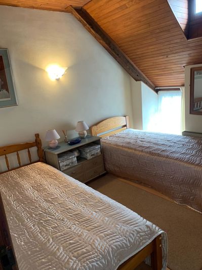 Image No.18-3 Bed Property for sale