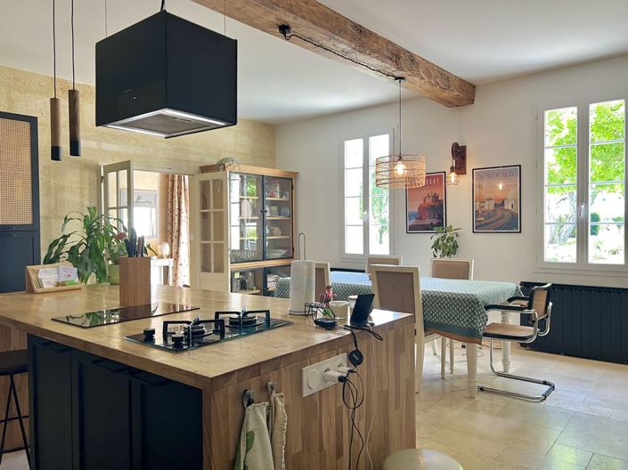 Image No.2-Propriété de 7 chambres à vendre à Gironde