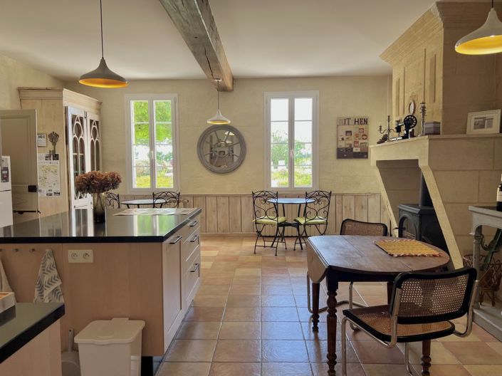 Image No.7-Propriété de 7 chambres à vendre à Gironde