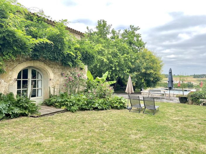 Image No.42-6 Bed Property for sale