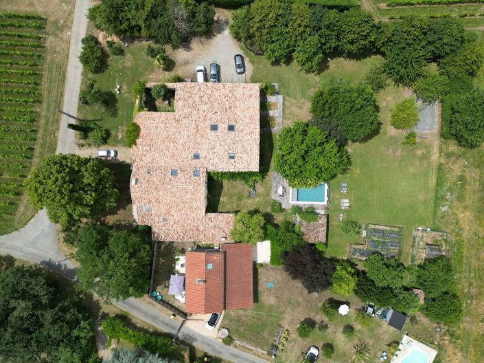 Image No.47-6 Bed Property for sale