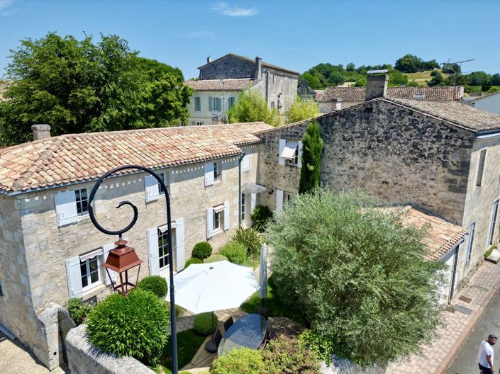 Image No.32-3 Bed Property for sale