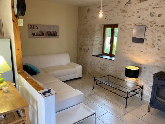 Image No.20-7 Bed Property for sale