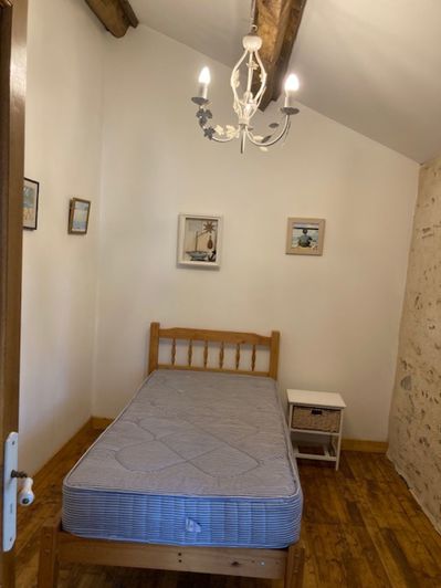 Image No.22-7 Bed Property for sale
