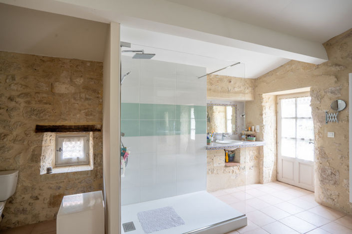 Image No.10-5 Bed Property for sale